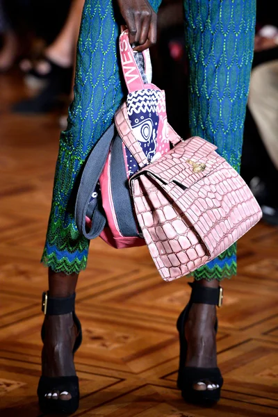Look 81